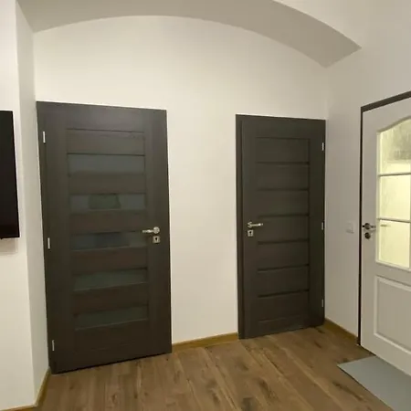 2br Near Center Quiet And Cozy דירה פראג